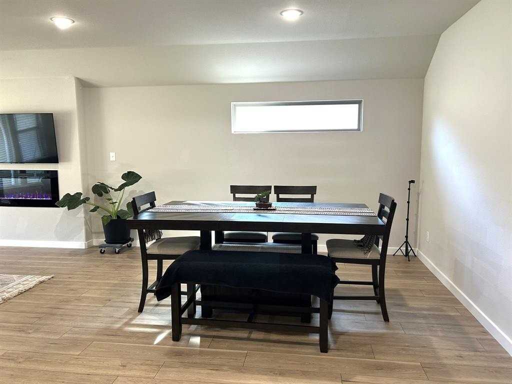 4913 Pebblewood Dr - Photo 6 of 30