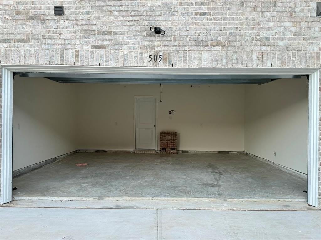 505 4th St - Photo 2 of 26