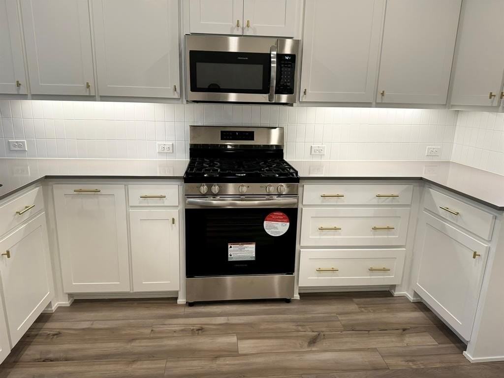 505 4th St - Photo 6 of 26