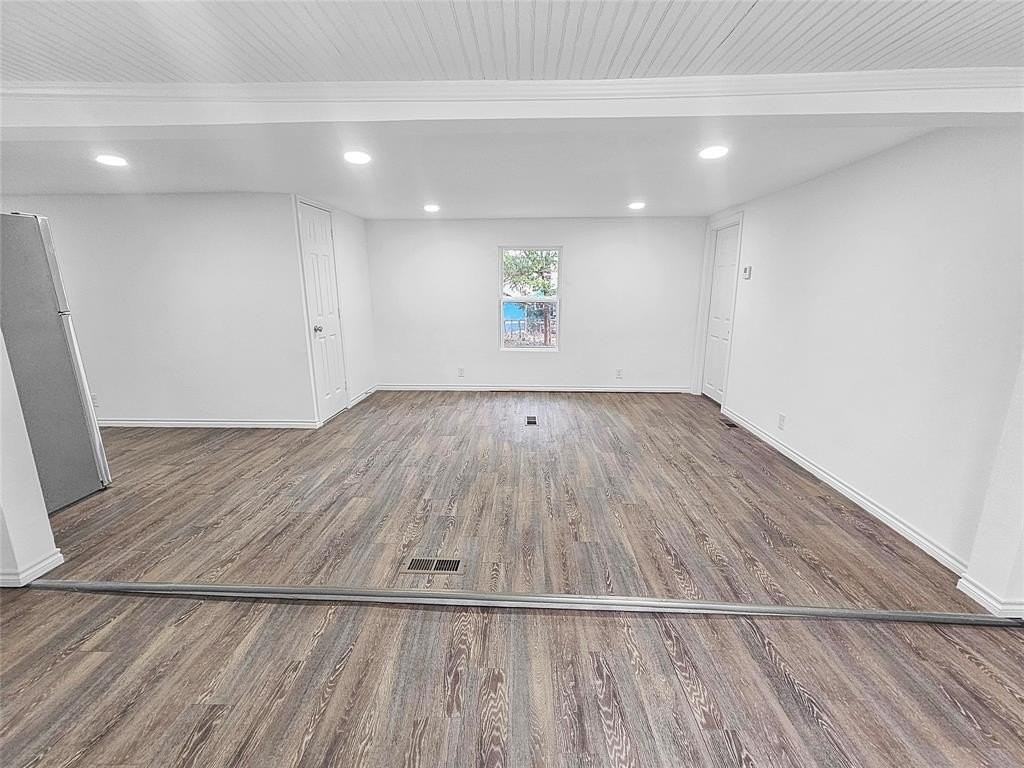 106 Silveroaks St - Photo 5 of 18