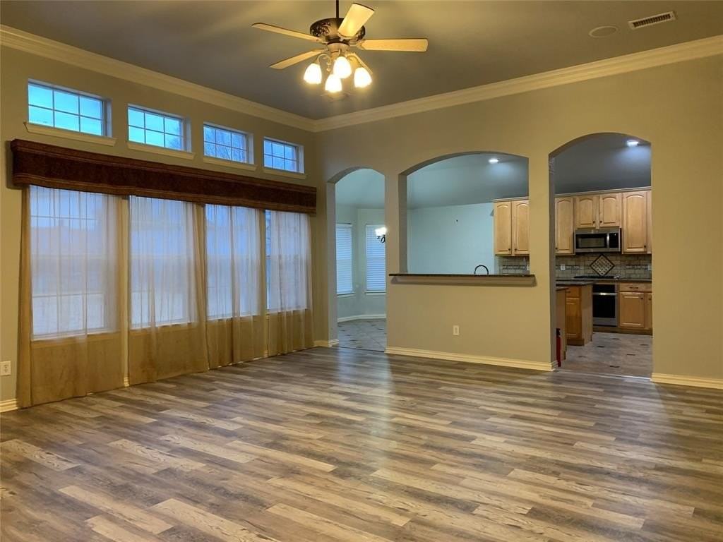 1313 Limestone Creek Dr - Photo 4 of 25