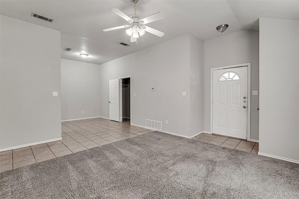 214 Joshua Blvd - Photo 2 of 17