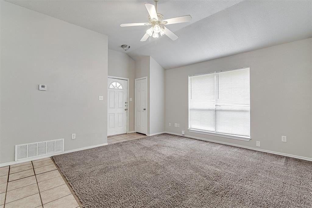 214 Joshua Blvd - Photo 3 of 17