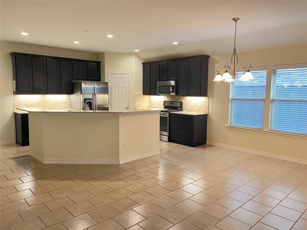 1616 Bluebird Dr - Photo 3 of 24