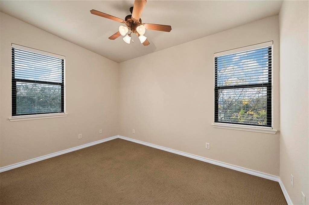 914 Glenn Crossett St - Photo 5 of 23