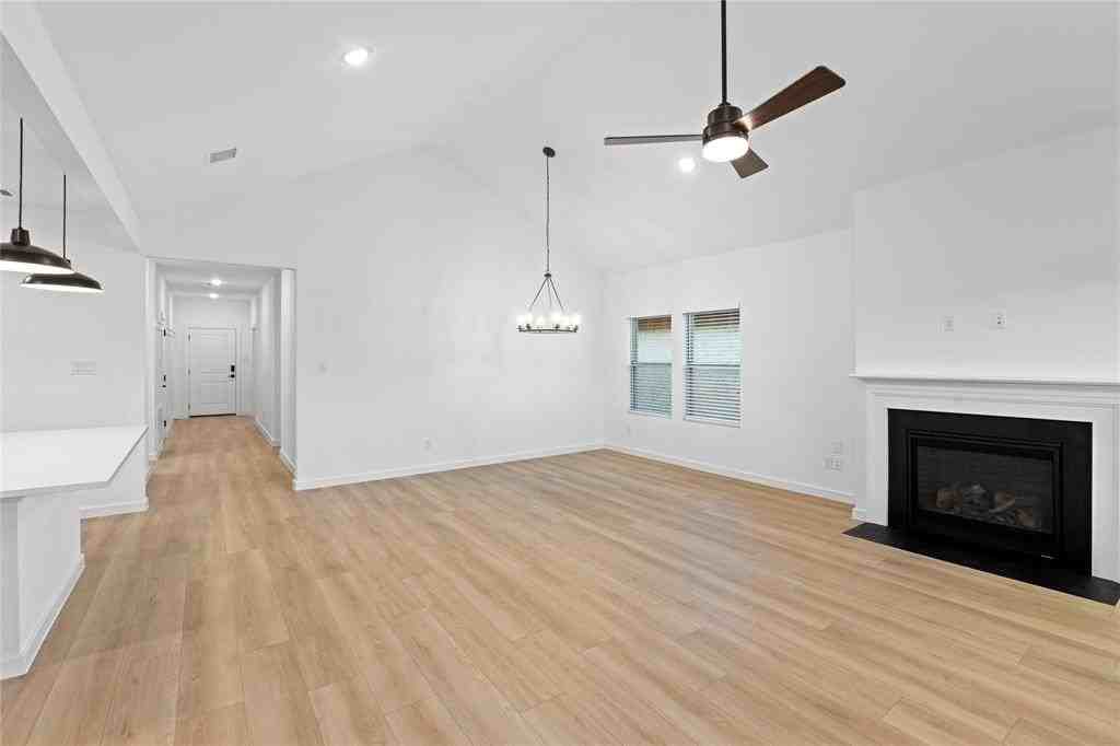 1304 Elliott Rd - Photo 6 of 26