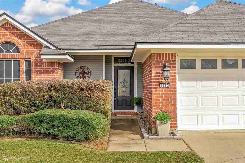 5813 Gold Crest Dr - Photo 2 of 23