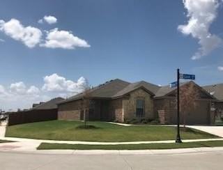 2301 Carrier Dr - Photo 2 of 27