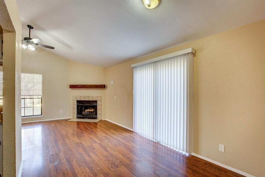 4221 Heath St - Photo 6 of 32