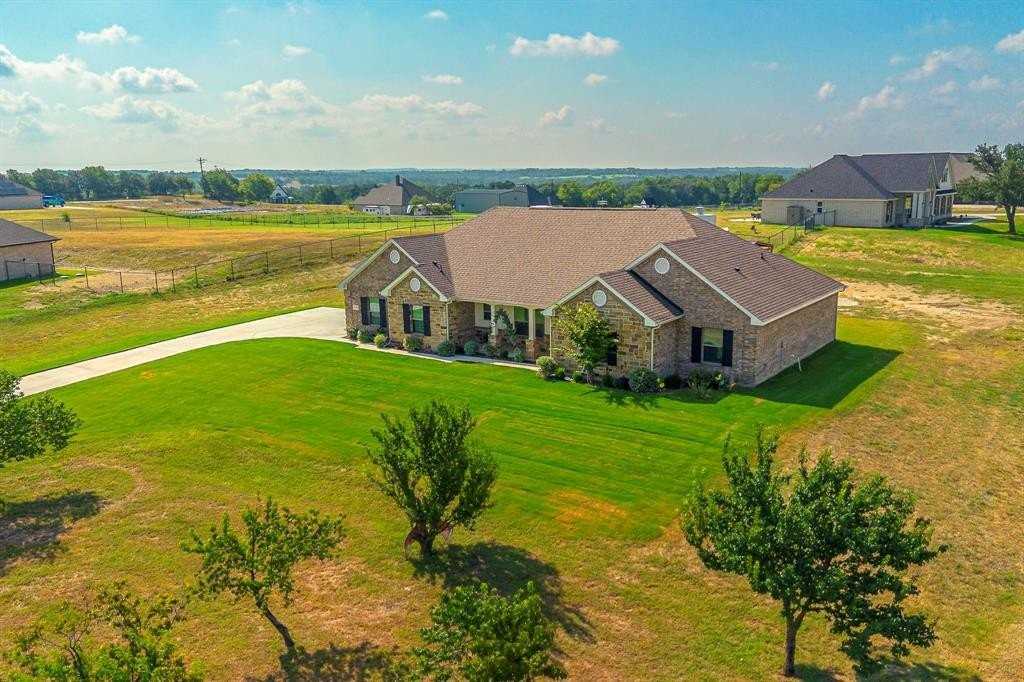 105 Kathy Stephens Ave - Photo 3 of 40