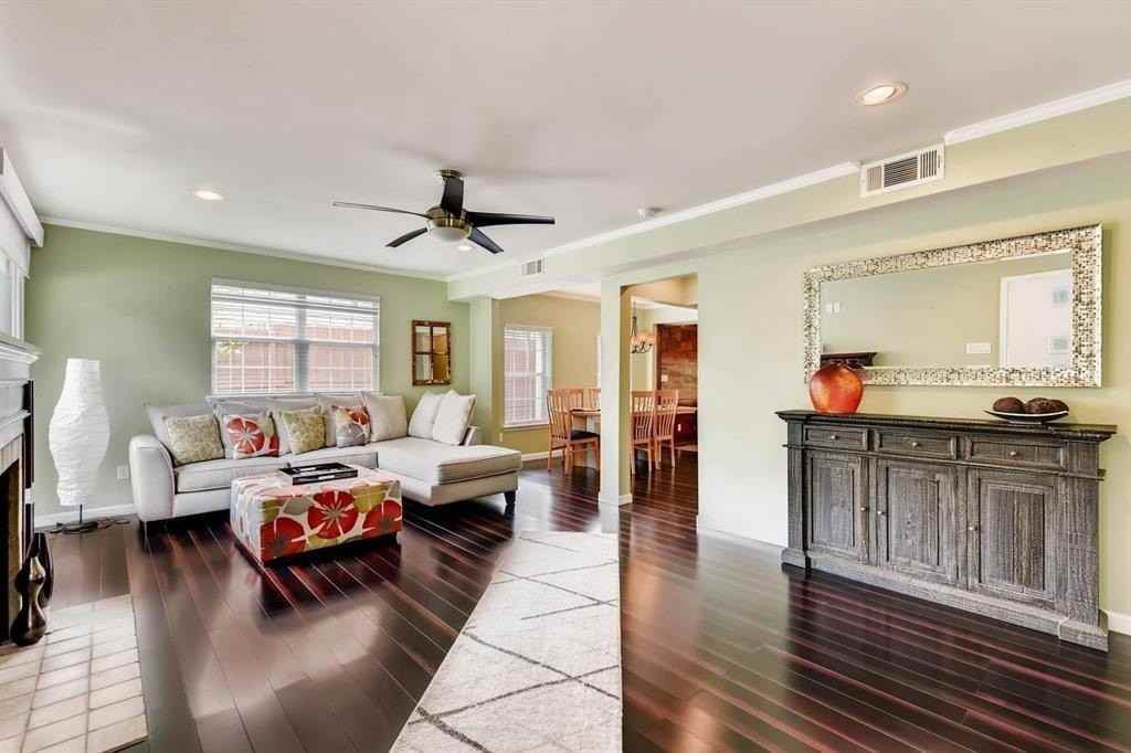 5202 Pershing St - Photo 4 of 23