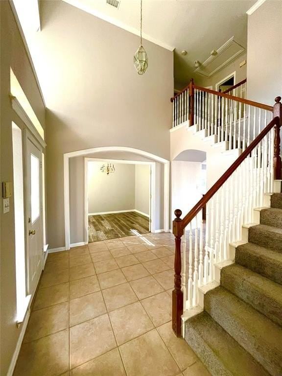 322 Suncreek Dr - Photo 2 of 17