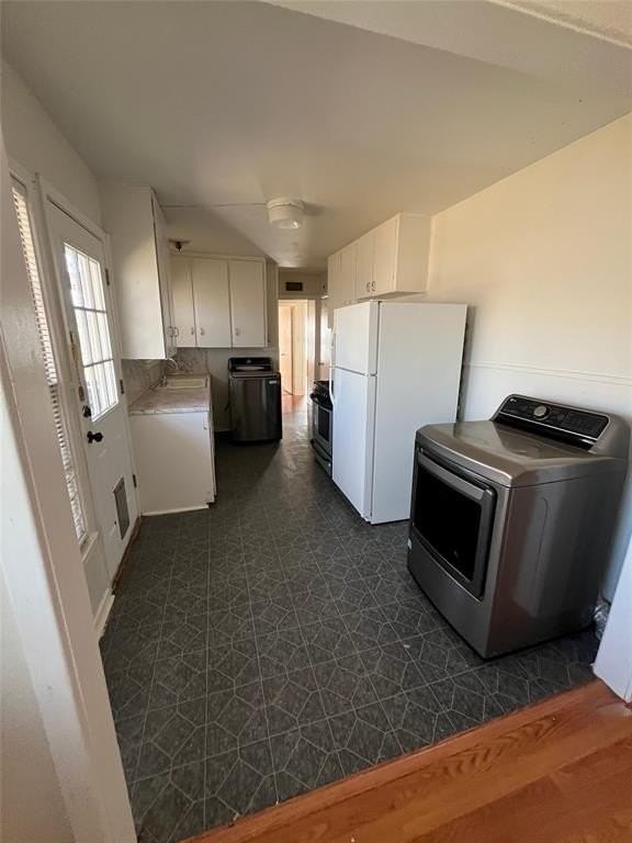 925 Buccaneer Dr - Photo 4 of 13