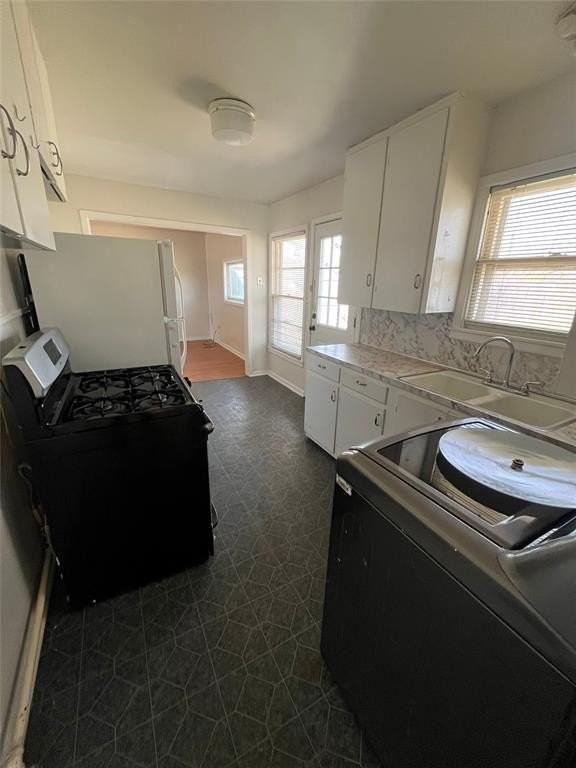 925 Buccaneer Dr - Photo 5 of 13