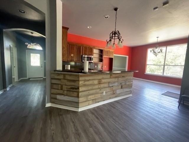 1323 E College St - Photo 6 of 39