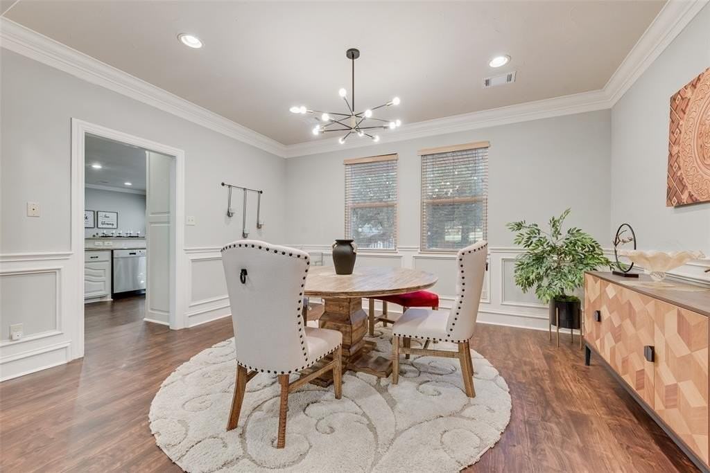 114 Mischief Ln - Photo 7 of 40