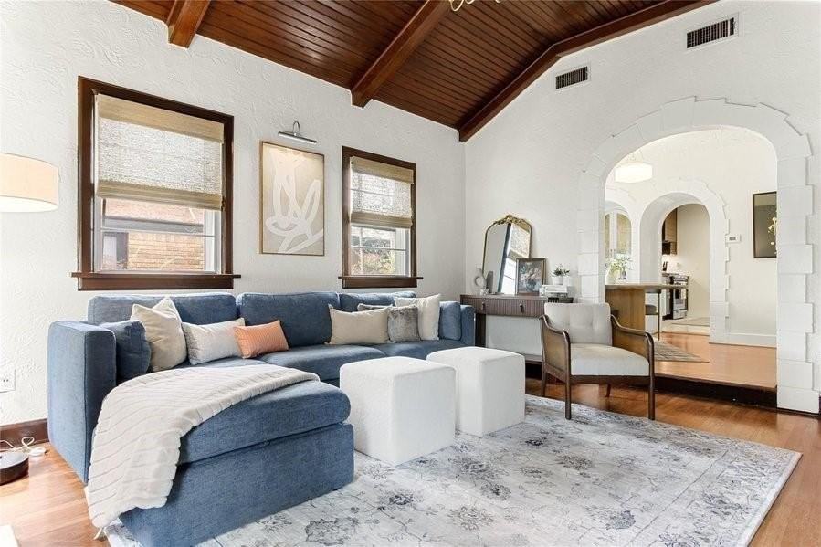 4132 Pershing Ave - Photo 4 of 27