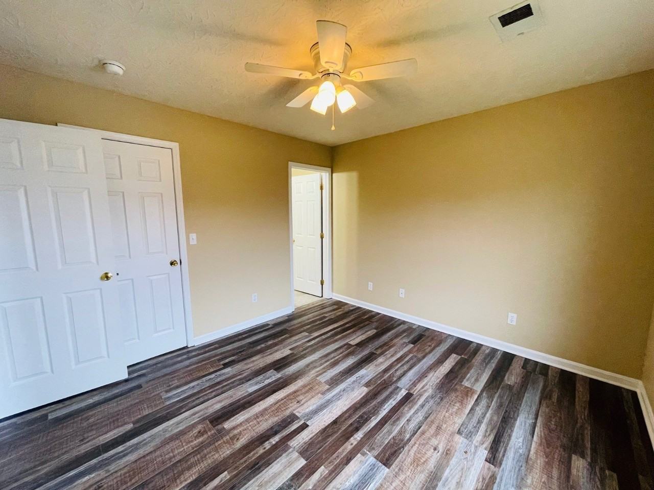 258 Old Ford Rd - Photo 6 of 24