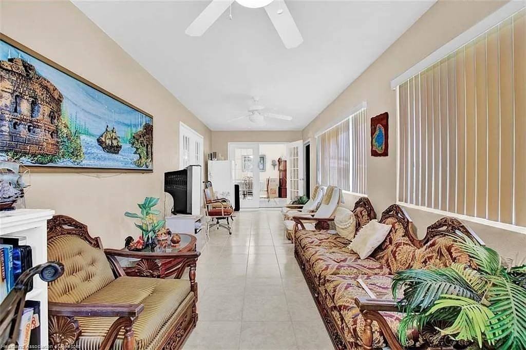 7120 Coral Ridge Rd - Photo 7 of 16