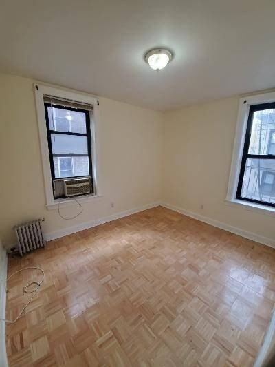 4120 43rd St - Photo 6 of 9