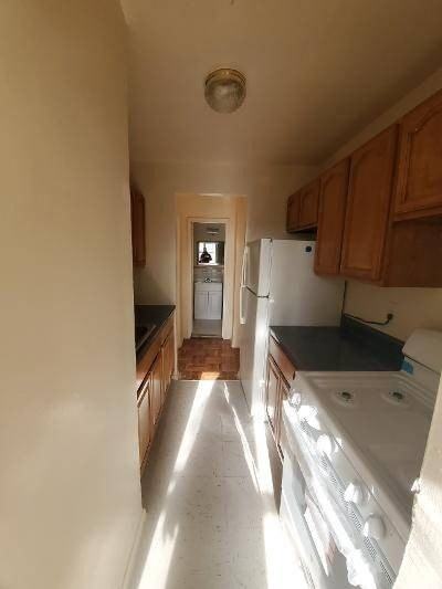 9420 59th Ave - Photo 3 of 11