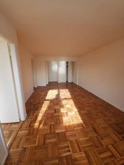 9420 59th Ave - Photo 4 of 11