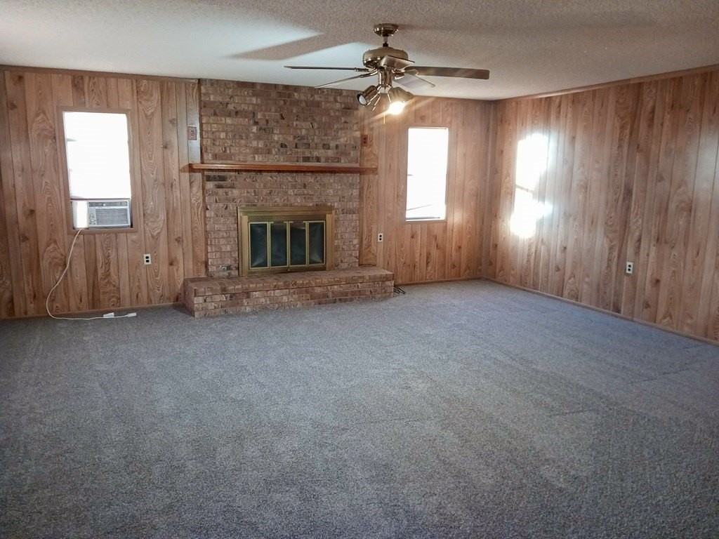 1208 E 56th St - Photo 6 of 14