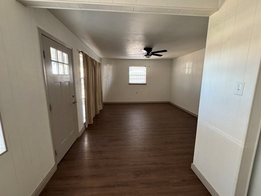 3208 Auburn Ave - Photo 3 of 4