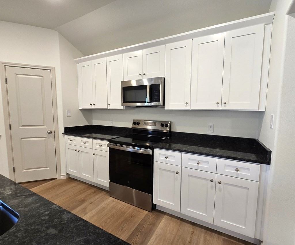 1337 Hogback Way - Photo 7 of 25