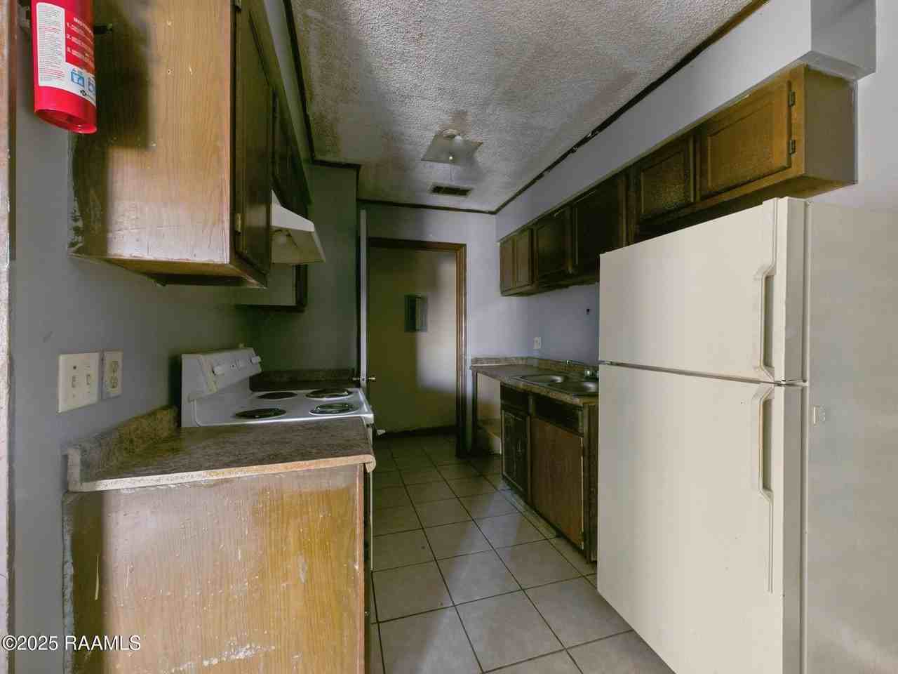 102 Limoges St #A - Photo 5 of 16