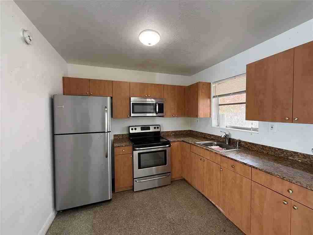 1441 Miami Rd #1 - Photo 4 of 11