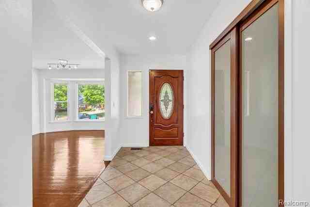 36939 Heatherton Dr - Photo 7 of 50