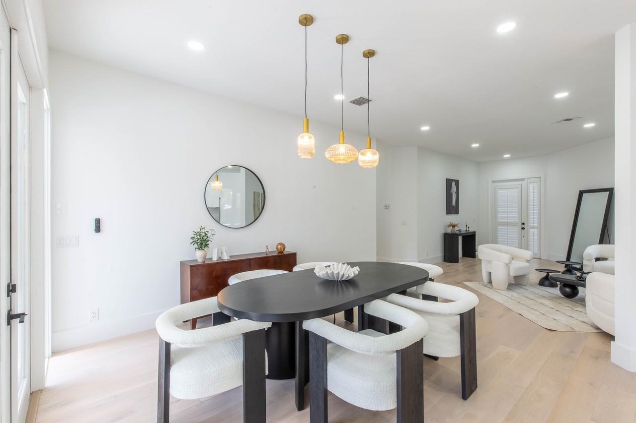 2443 Players Ct - Photo 7 of 36