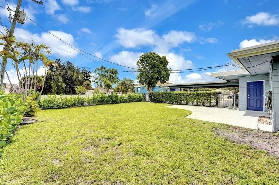 208 Nw 1st St - Photo 4 of 25