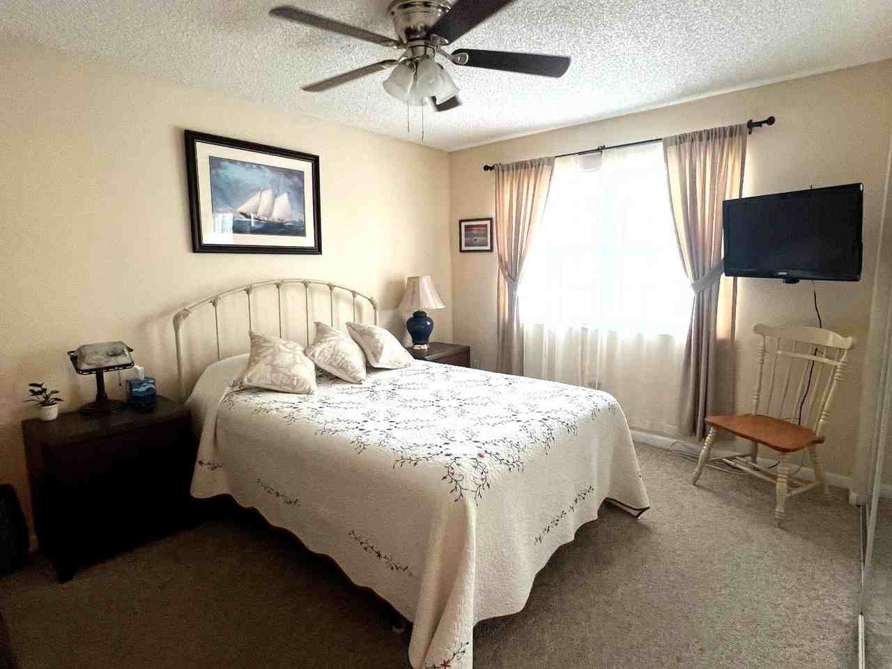 141 Waterside Dr #141 - Photo 5 of 20