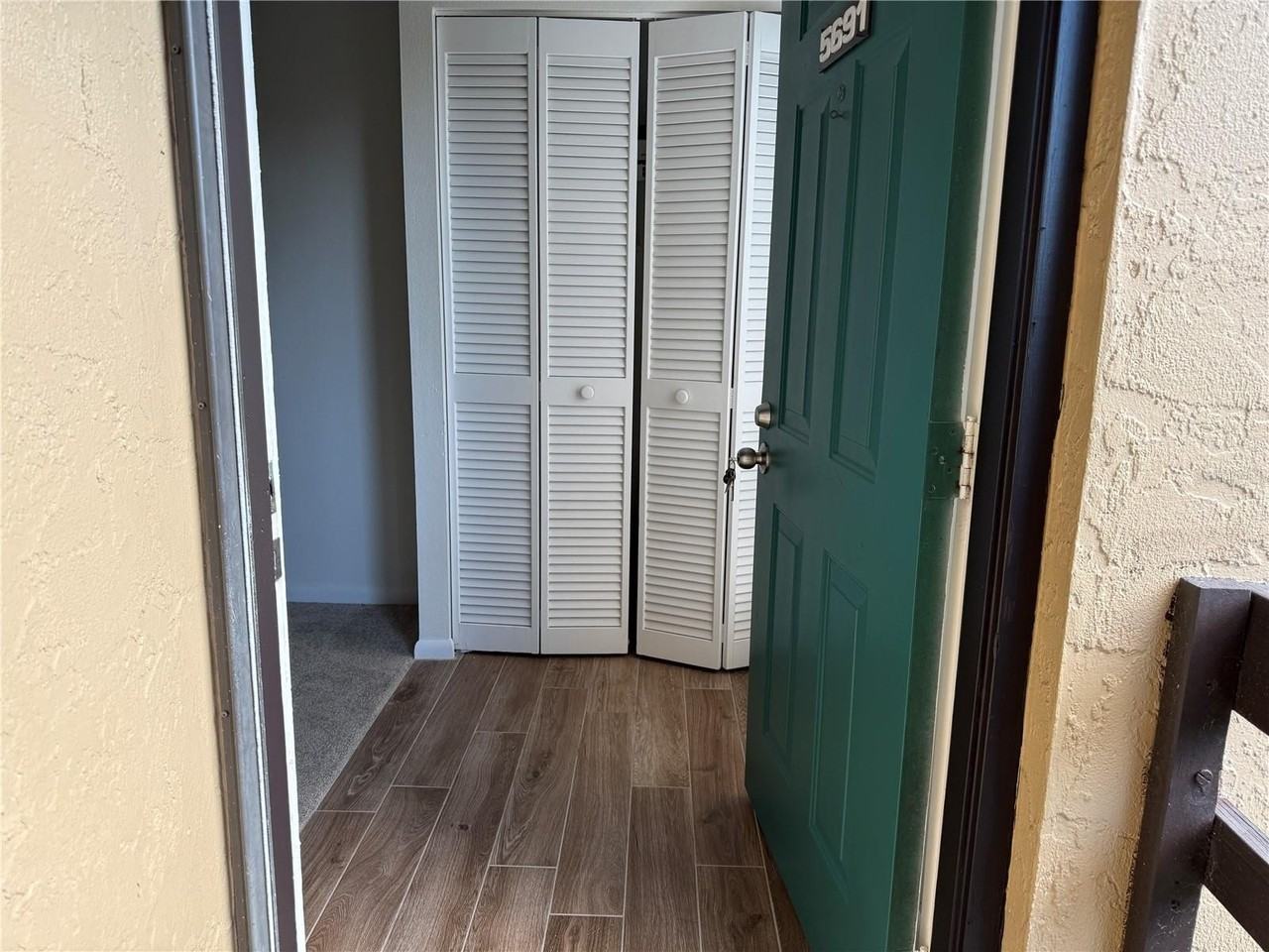 5691 Ashton Lake Dr #14 - Photo 3 of 44