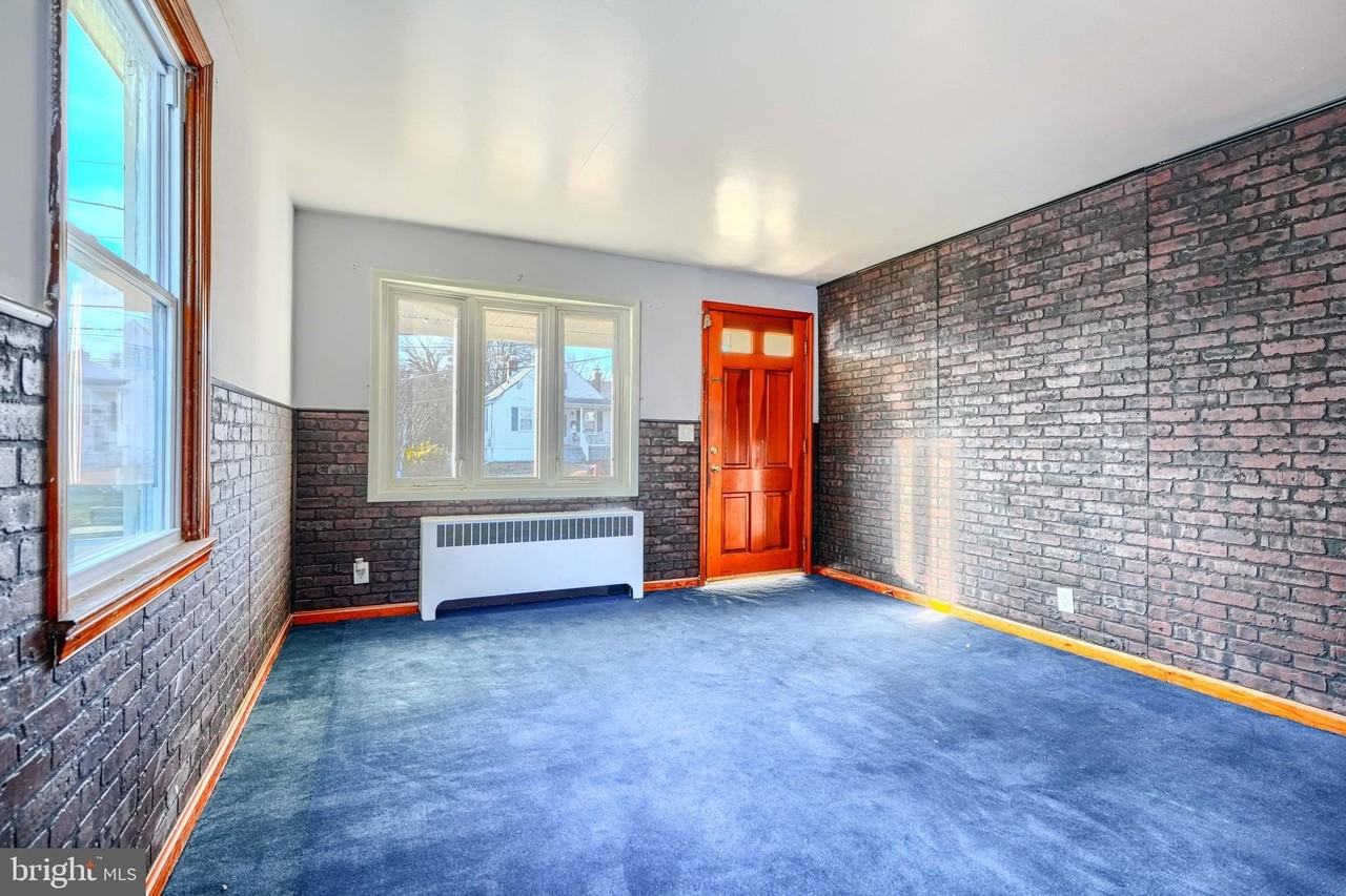 7839 Birmingham Ave - Photo 7 of 23