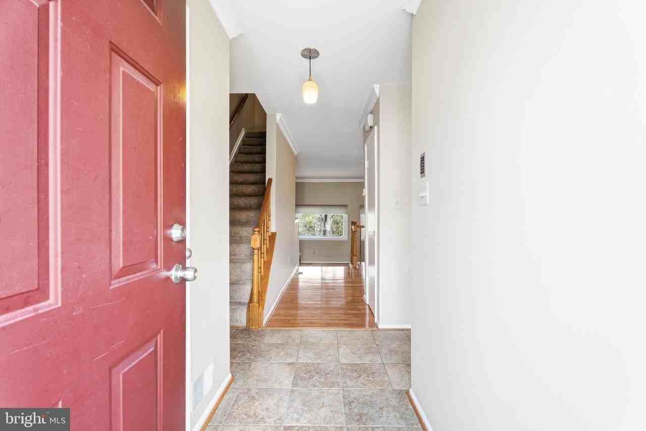 41 Jones Falls Ter - Photo 5 of 45