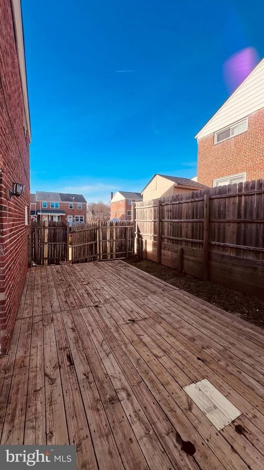 4413 Fenor Rd - Photo 4 of 31