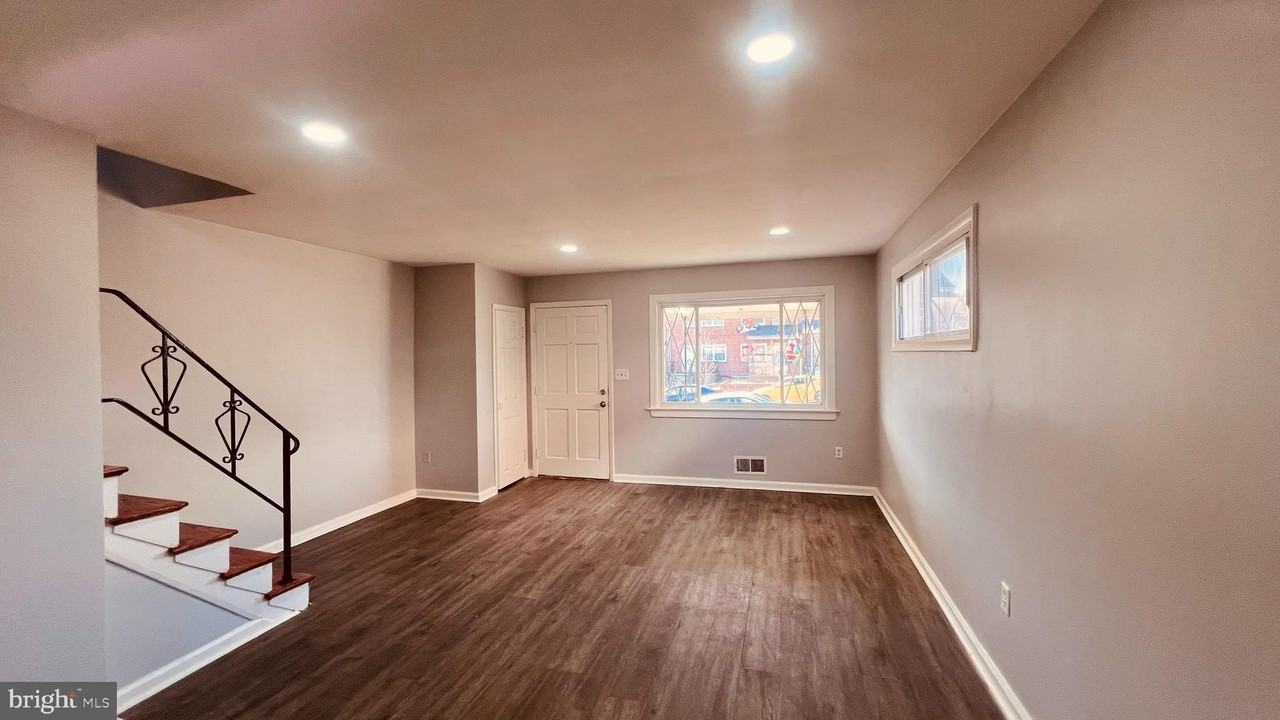 4413 Fenor Rd - Photo 6 of 31