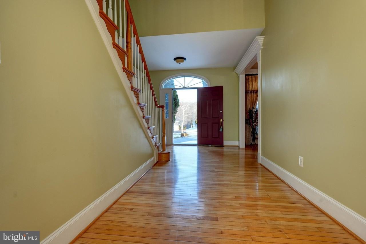 1 Black Kettle Ct - Photo 2 of 50