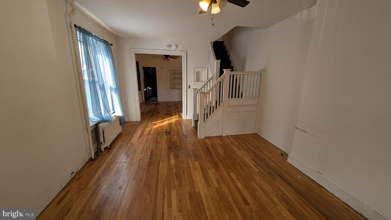 263 Highland Ave - Photo 2 of 18