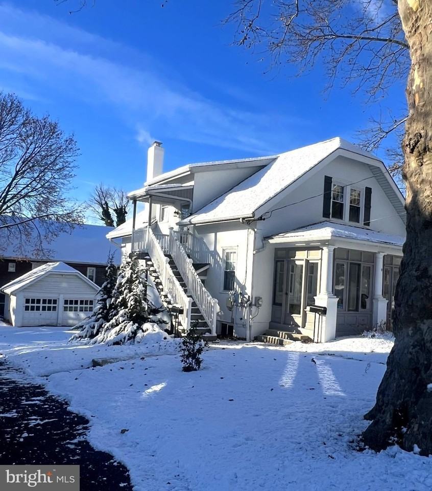 9 Williams Ln - Photo 2 of 11