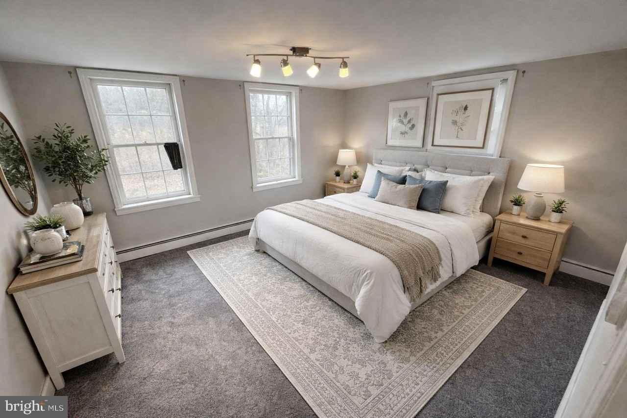 722 FAUST Road unit: Rear House #REAR - Photo 3 of 18