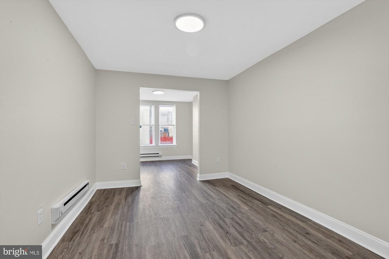 1729 N Bambrey St - Photo 7 of 23