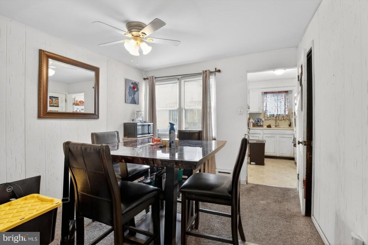 1617 S Newkirk St - Photo 5 of 18