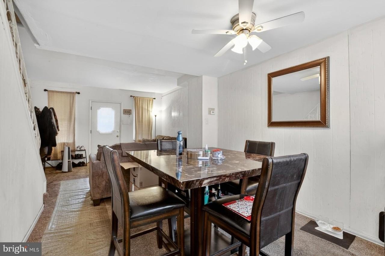 1617 S Newkirk St - Photo 6 of 18