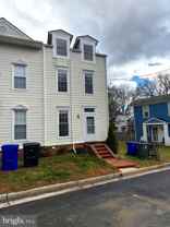 2011 N Oakland St - Photo 1 of 1