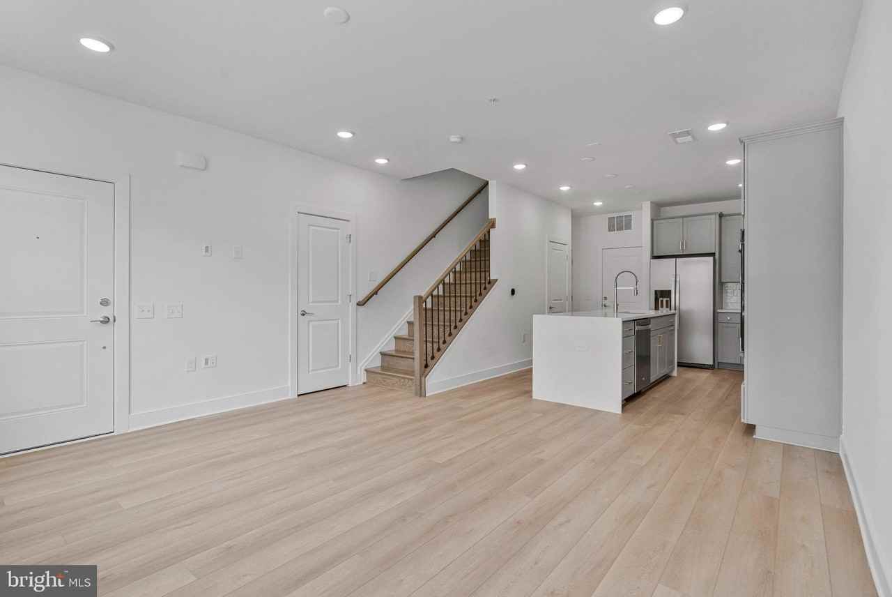 19826 Lavender Dust Sq - Photo 3 of 28