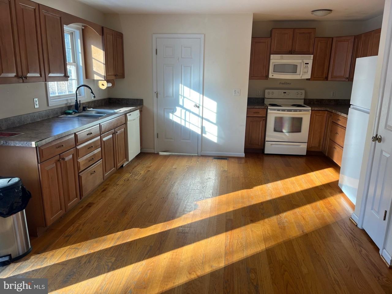 20404 Gum Tree Rd - Photo 5 of 12